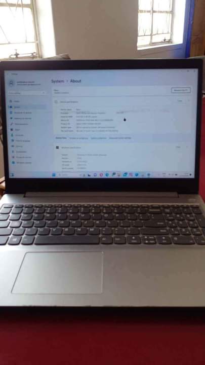 classifieds/laptops