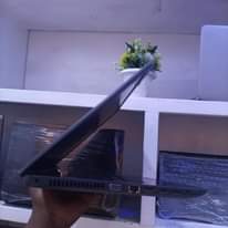 A picture of Unangoja nn wakati tumeshusha Bei wajanja wanachukua laptops na desktop