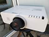 A picture of KIMBIA UPATE PROJECTOR USED FROM UK KWA BEI RAHISI LAKI