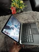 A picture of DELL XPS SLIM CORE i5