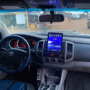 A picture of TOYOTA TACOMA 2005