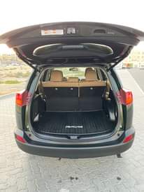 A picture of Toyota Rav4 model 2013 watsapp 0551513562