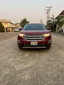 A picture of Ford Edge 2016 model