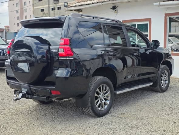 A picture of TOYOTA LANDCRUISER KAKADU SPORTS DIESEL READY TO BE IMPORTED UGX160M