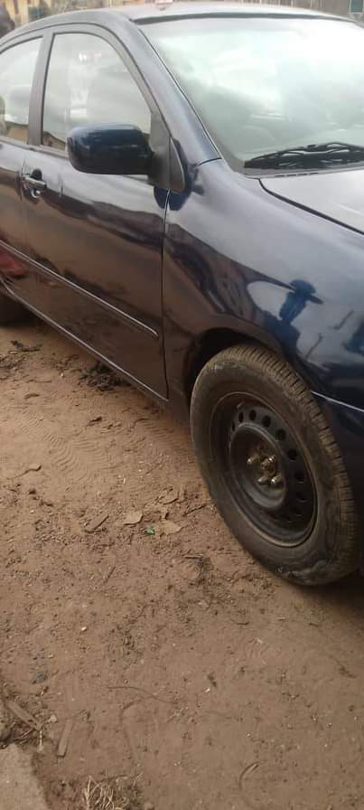 A picture of Toyota corrola Lee 02 Engine and gear perfect Ac cool