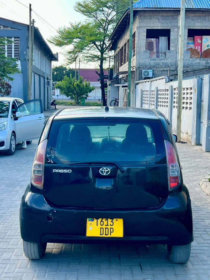 A picture of Toyota Passo 0712188493