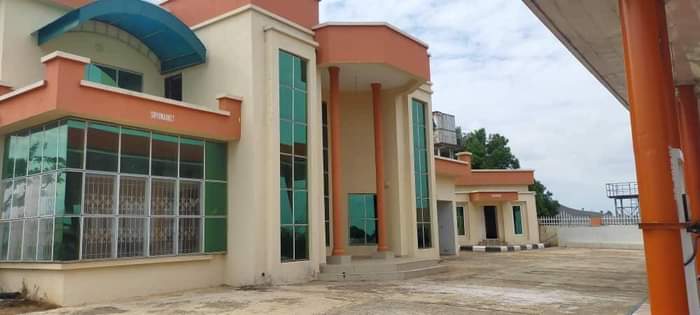 A picture of Filling Station