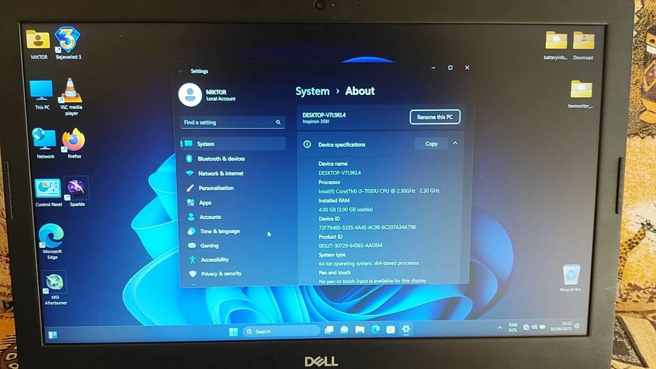 A picture of Inspiron 7th gen