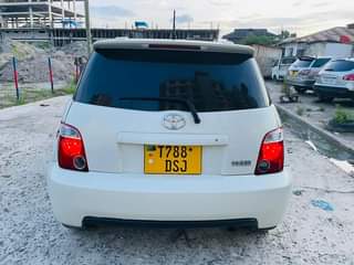 A picture of Price bei 10 5mil CALL ME 0688 959292 TOYOTA IST