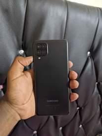 A picture of SAMSUNG A12