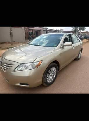 A picture of 2009 Toyota Camry Neat