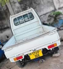 A picture of Suzuki carry