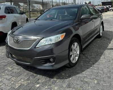 A picture of 2010 Toyota Camry sport