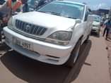 A picture of TOYOTA HARRIER