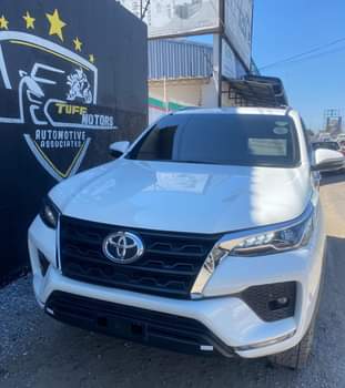used toyota fortuner