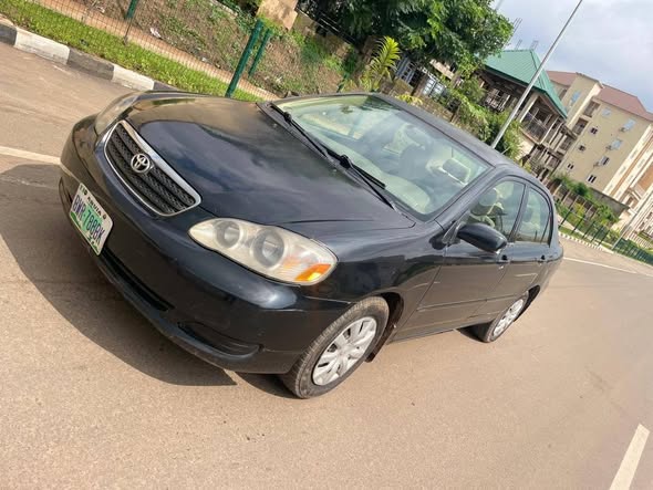 A picture of 5 7m first body 2006 model Toyota Corolla untampered engine