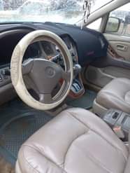A picture of Dealer Deal Lexus RX 300 2000 with good engine gear
