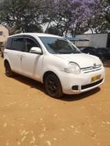 used toyota sienta