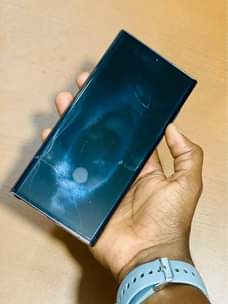 A picture of SAMSUNG GALAXY S22 ULTRA