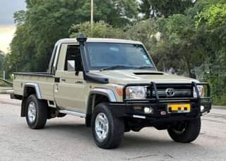 toyota land cruiser