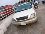 A picture of Lexus RX 300