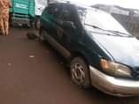 A picture of Toyota Sienna 2000