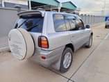 A picture of TOYOTA RAV OLD