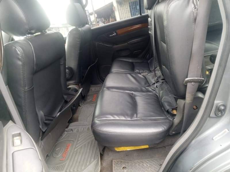 A picture of Destress sale FAST DEAL LEXUS GX470 Model 2005 Catalyst intact
