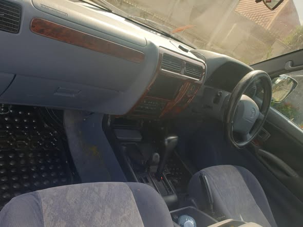 A picture of TOYOTA LAND CRUISER TX