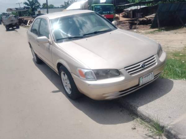 A picture of Toyota Camry tiny big neatly used with ac 1 9mil