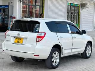 A picture of TOYOTA VANGUARD