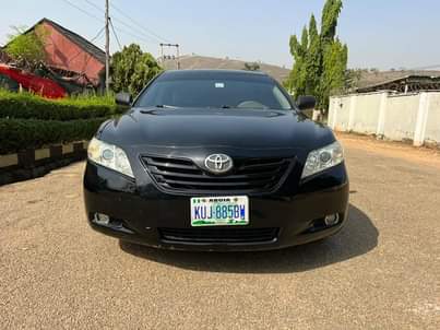 A picture of Extremely clean 2009 Toyota camry
