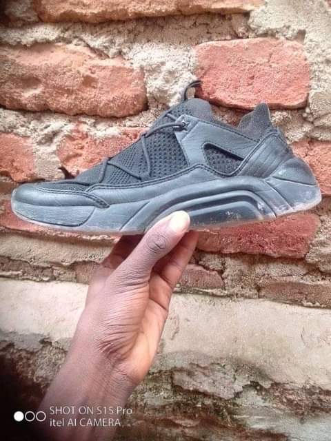 MALAWI T.