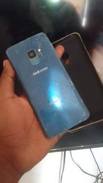 A picture of SAMSUNG GALAXY S9