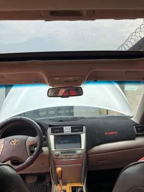 A picture of Super Clean Camry XLE Engine V6 Engine and gear Ac