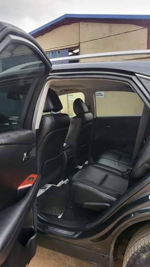 A picture of Foreign used Lexus rx350