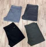 A picture of Kaki trousers