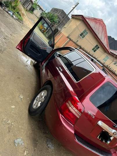 A picture of Neatly used and well maintained Toyota Highlander in good working