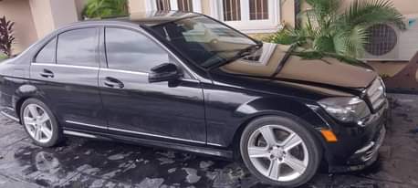 A picture of 2011 C 300 toks
