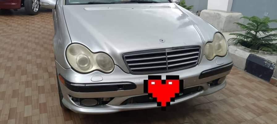 A picture of 2005 Mercedes Benz C320