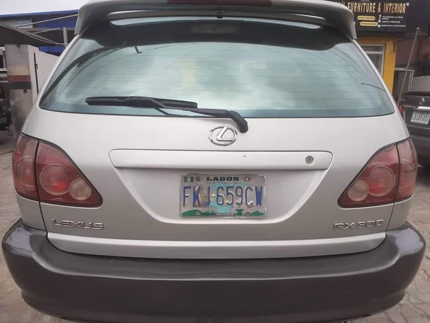 A picture of Super clean registered tokunbo standard Lexus RX300 2000 model AC