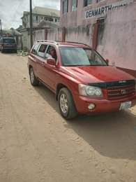 A picture of Serious buyer only Toyota Highlander 03 04 Perfect condition nothing