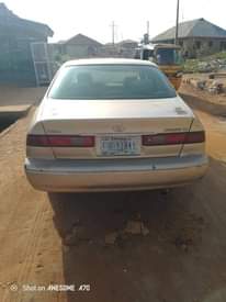 A picture of 1998 Toyota Camry pencil