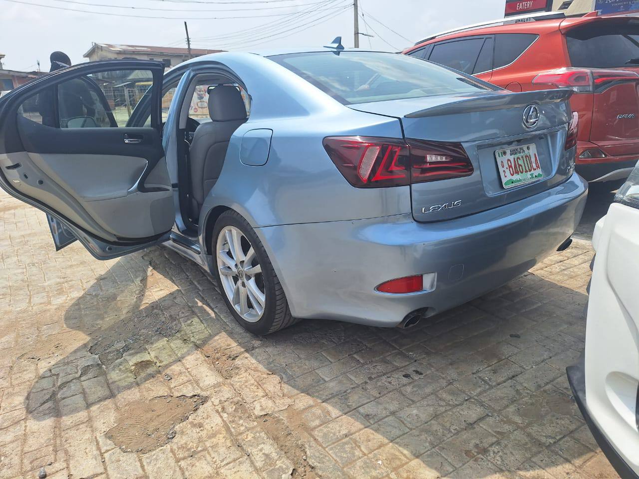 A picture of Awoof 2008 Lexus Is250