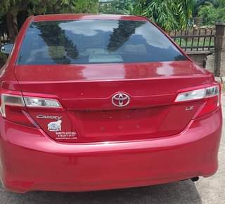 A picture of Toyota Camry 2014 model 4 sale Clean first body and