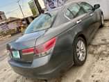 A picture of Honda Accord 2012