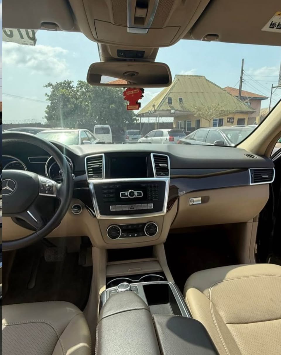 A picture of 2012 ML350 4Matic 07082432684
