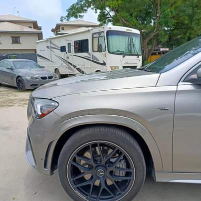 A picture of Awoof deal Direct foreign used Resent Entry Mercedes Benz GLE53