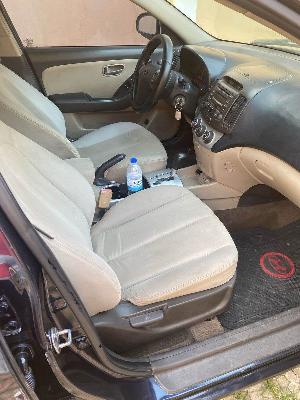A picture of Hyundai Elantra 2009 model call 09043420450