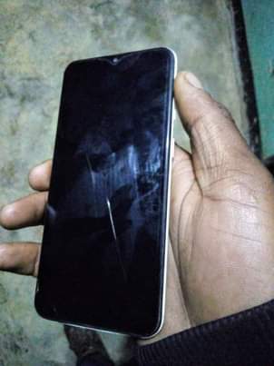 A picture of Samsung galaxy A20 e gb32 ram3 android 11